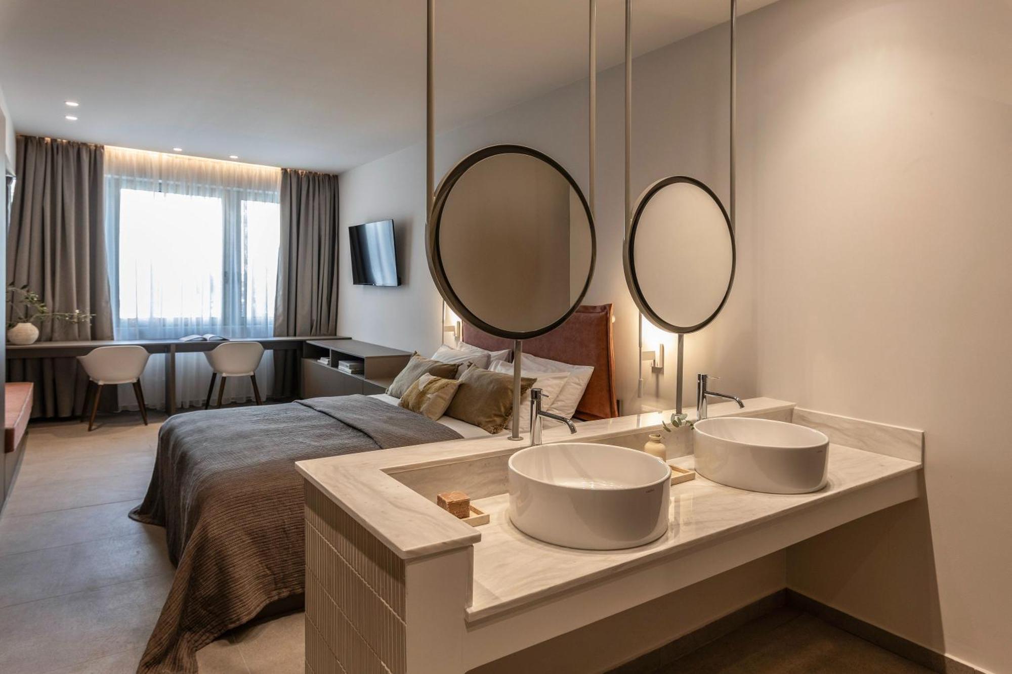 Celestial Athens Suites At Praxitelous Zewnętrze zdjęcie