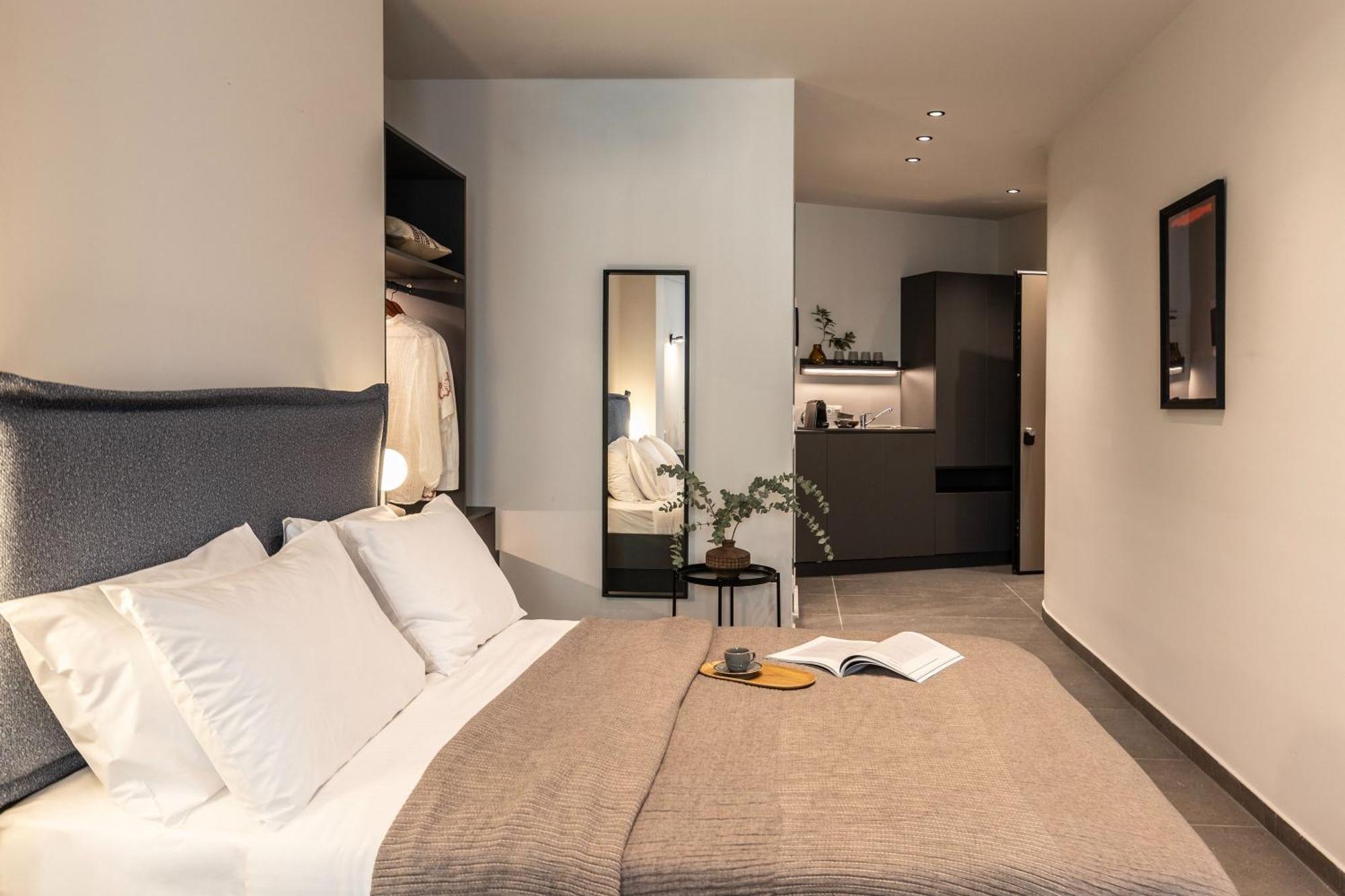 Celestial Athens Suites At Praxitelous Zewnętrze zdjęcie