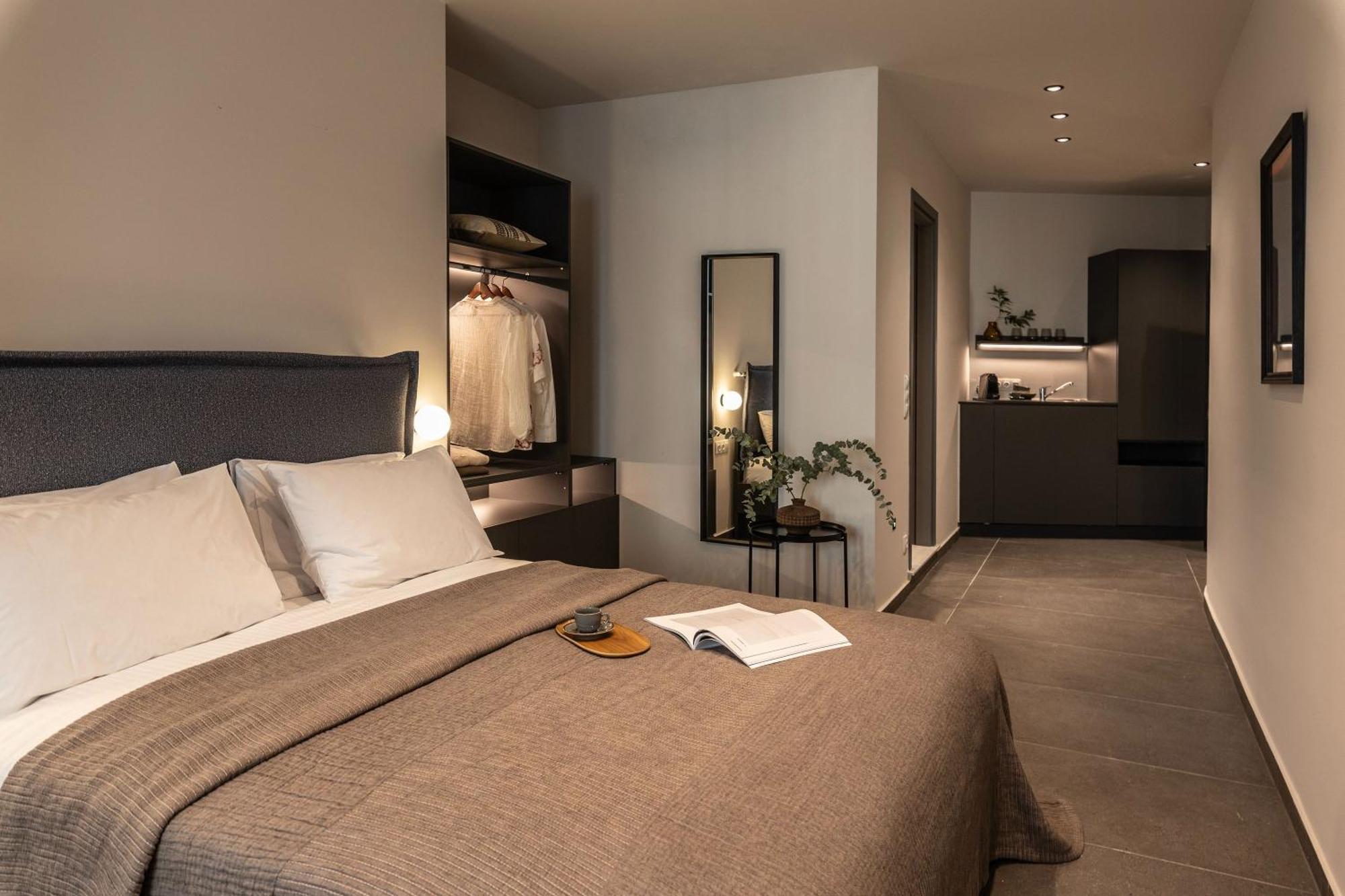 Celestial Athens Suites At Praxitelous Zewnętrze zdjęcie